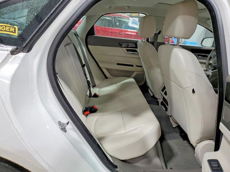 2016 Jaguar Xf Premium