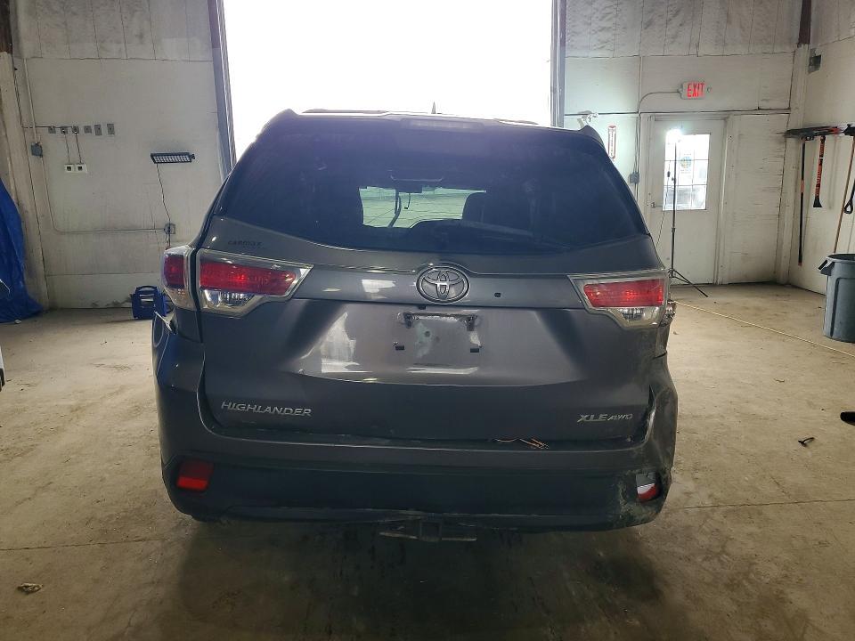 2016 Toyota Highlander xle