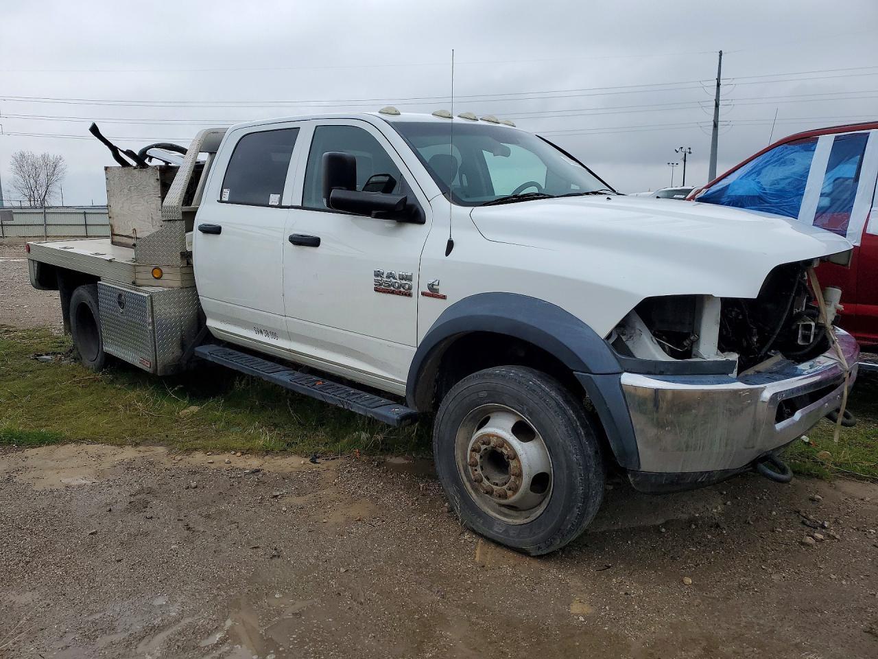 2015 Dodge RAM 5500 Flatbed Truck