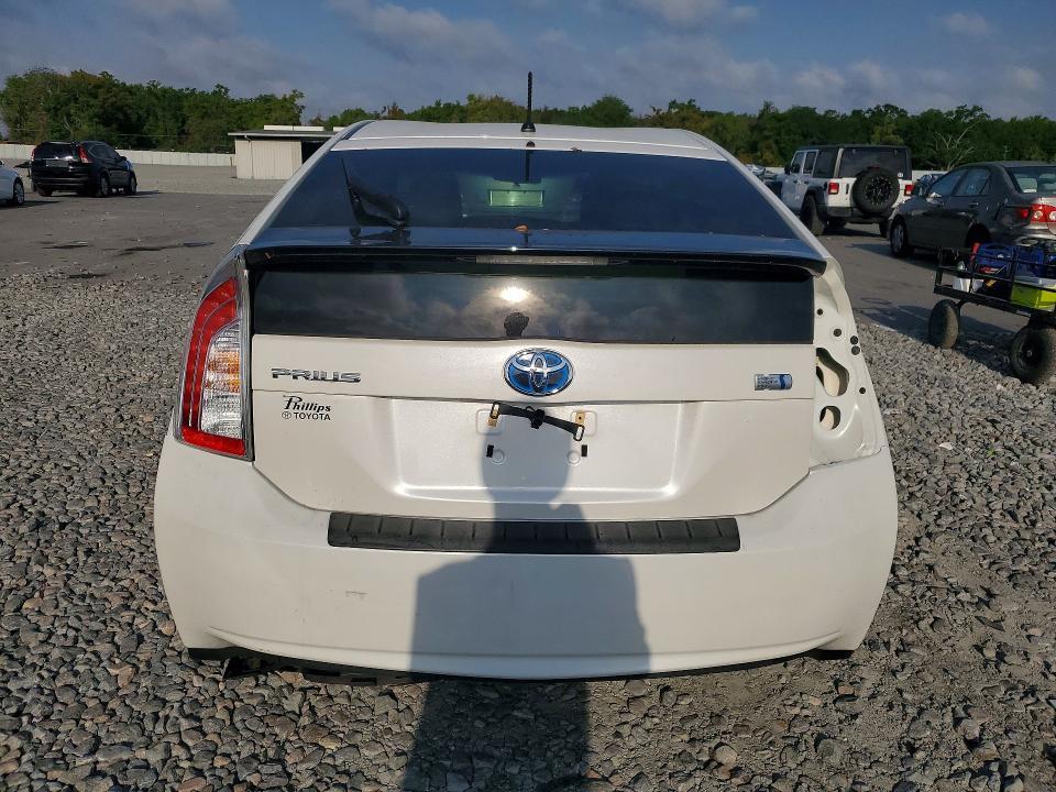2014 Toyota Prius two