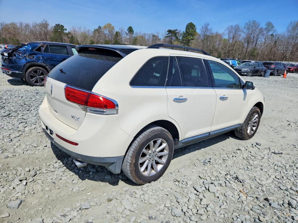 2013 Lincoln Townhouse MKX