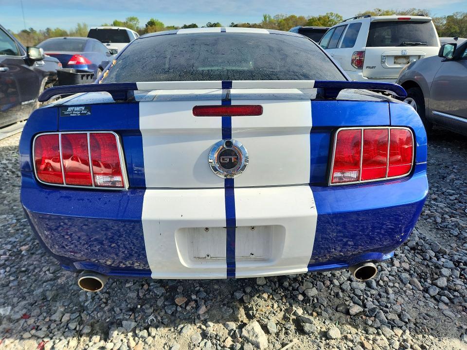 2005 Ford Mustang gt