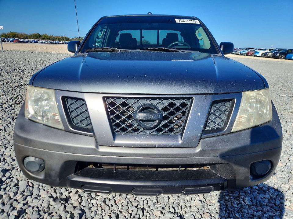 2017 Nissan Frontier SV
