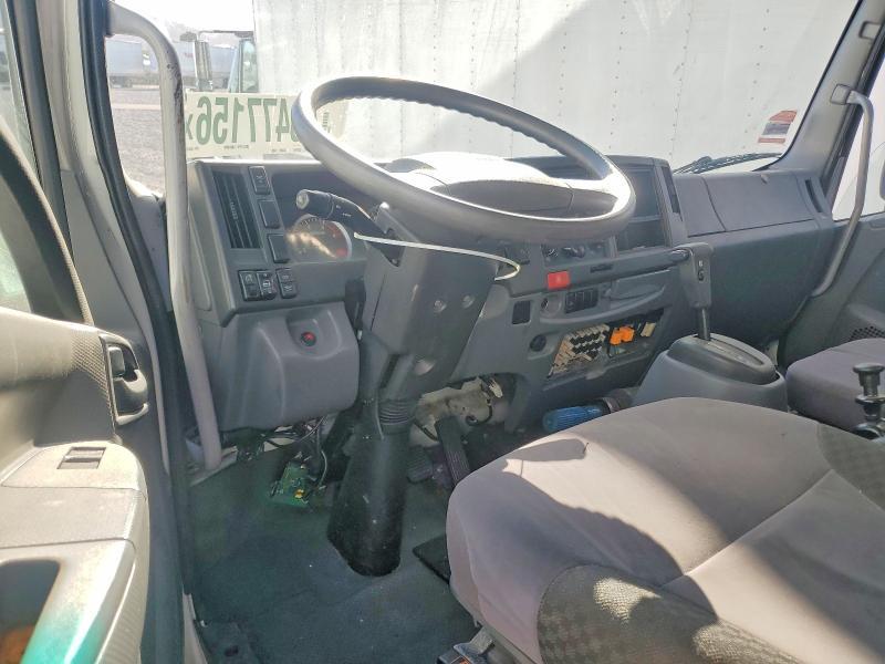 2021 Isuzu FTR BOX Truck