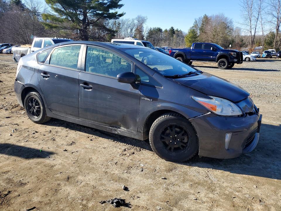 2015 Toyota Prius two