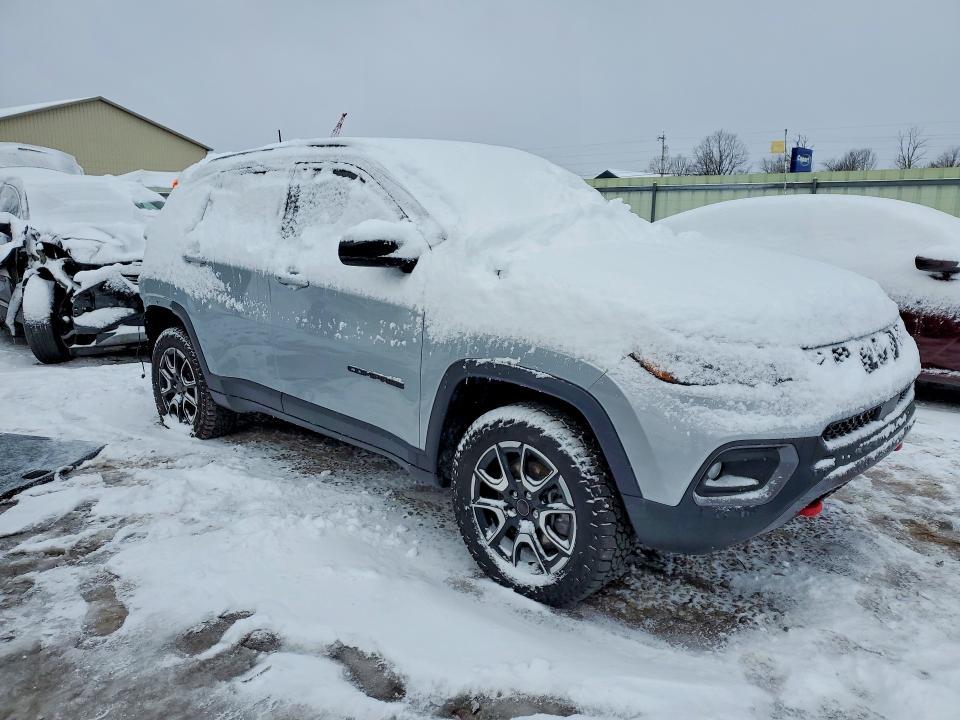 2025 Jeep Compass Trailhawk