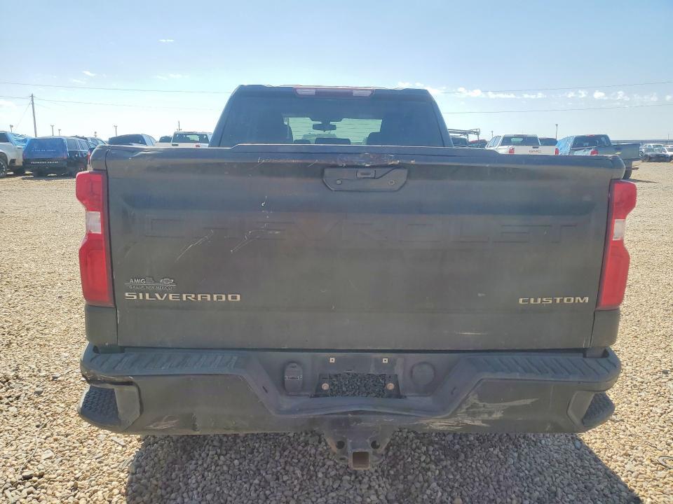 2021 Chevrolet Silverado K1500 Custom
