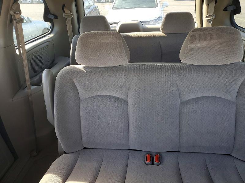 2003 Chrysler Voyager lx