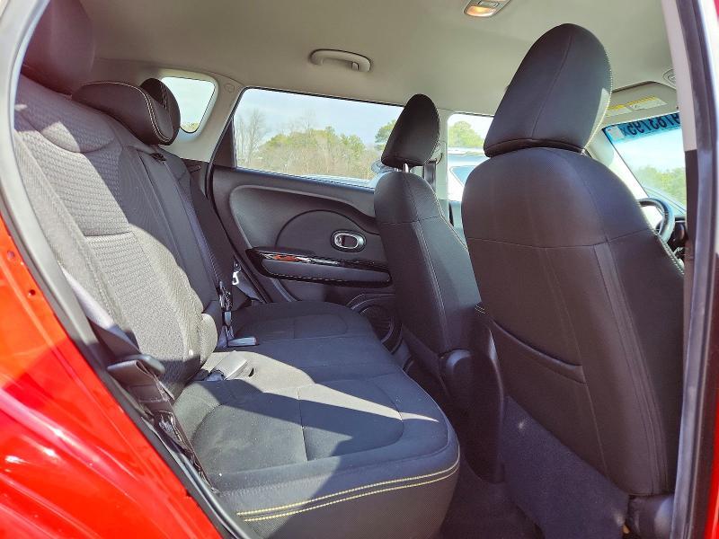 2014 KIA Soul +