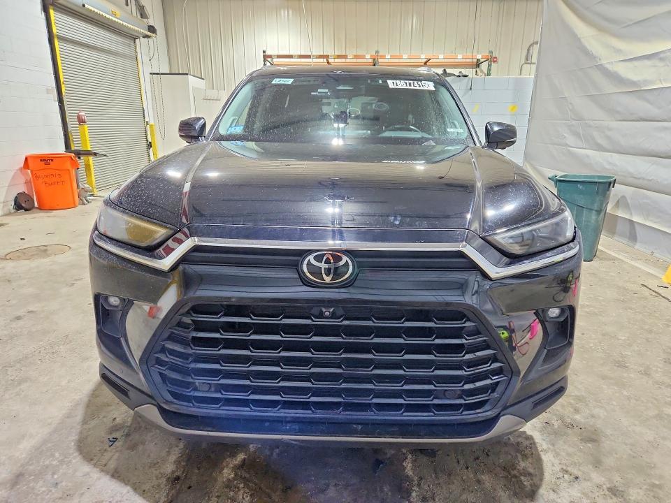 2024 Toyota Grand Highlander Platinum