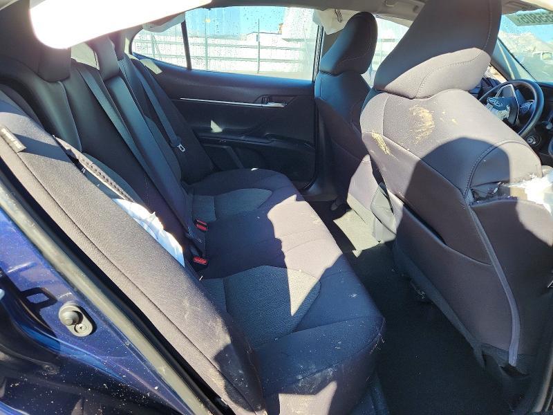 2022 Toyota Camry le