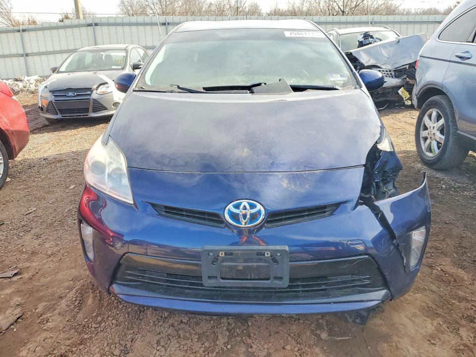 2013 Toyota Prius Three