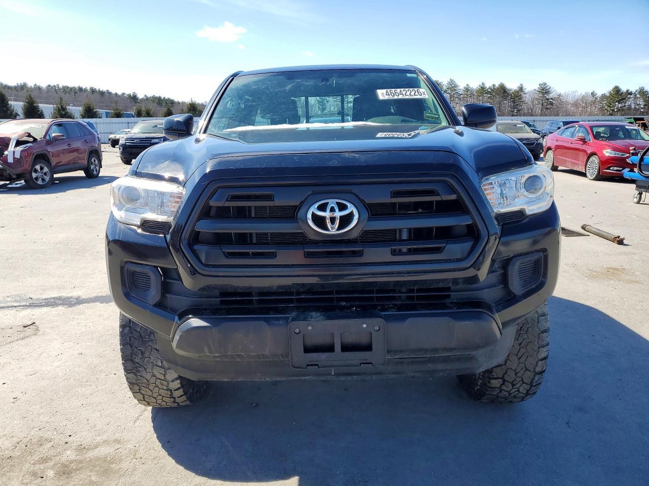 2017 Toyota Tacoma SR