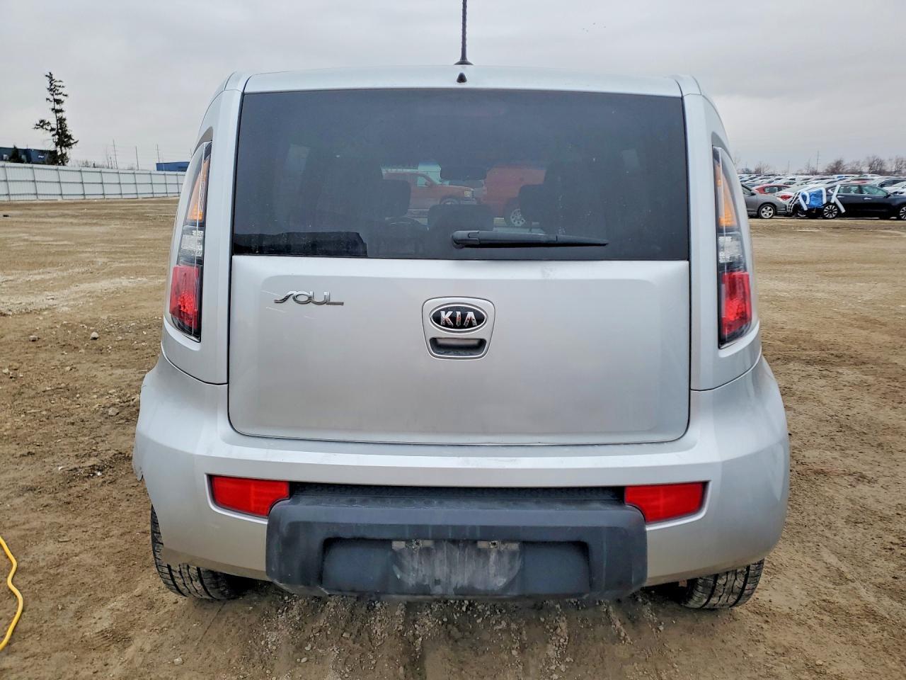 2010 KIA Soul +