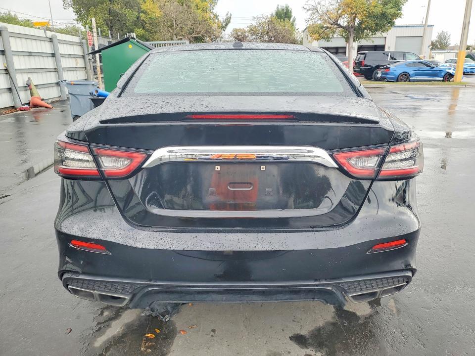 2016 Nissan Maxima Platinum