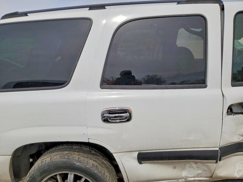 2004 Chevrolet Tahoe C1500