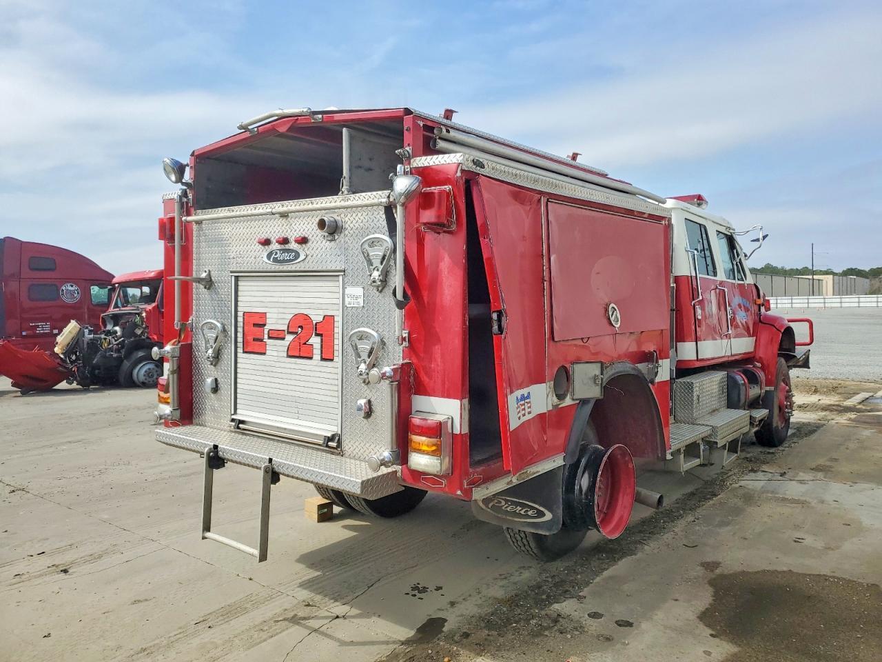 2002 International 4800 Pumper Fire Truck
