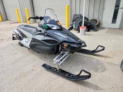 Motos salvage sin ofertas aún a la venta en subasta: 2010 Yamaha Apex LTX GT, RX10LTGTZL
