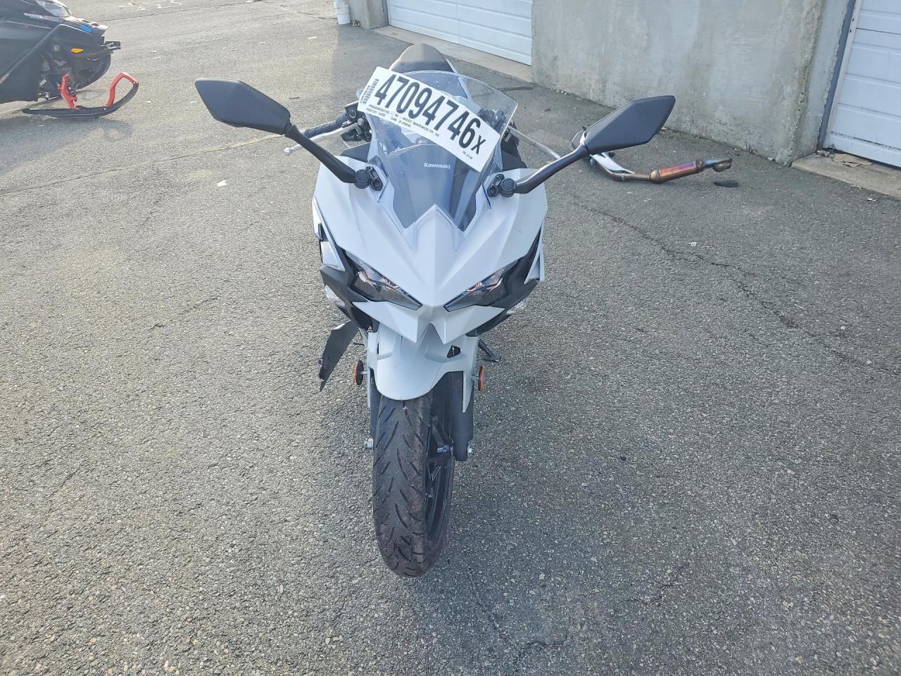 2025 Kawasaki EX500