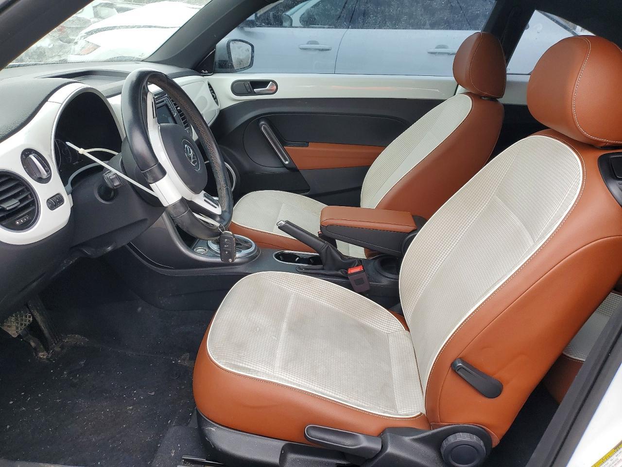 2017 Volkswagen Beetle se