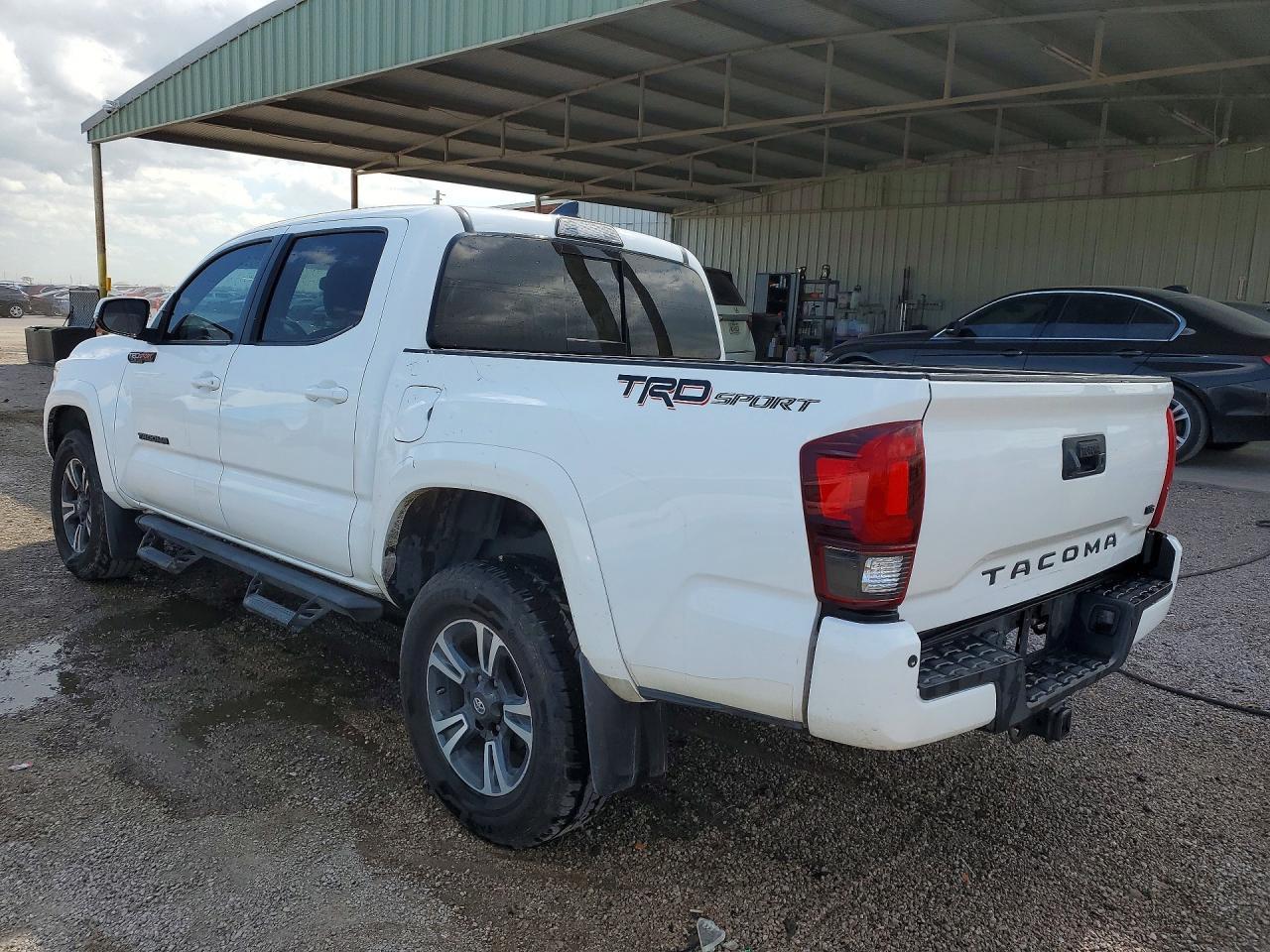 2018 Toyota Tacoma TRD Sport