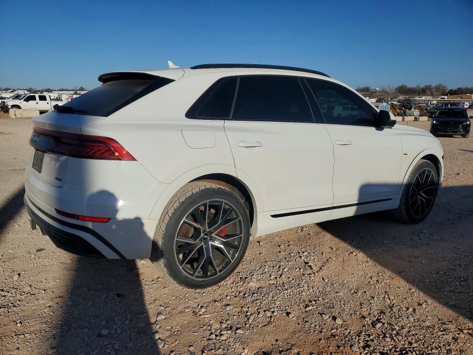 2021 Audi Q8 Prestige S-line
