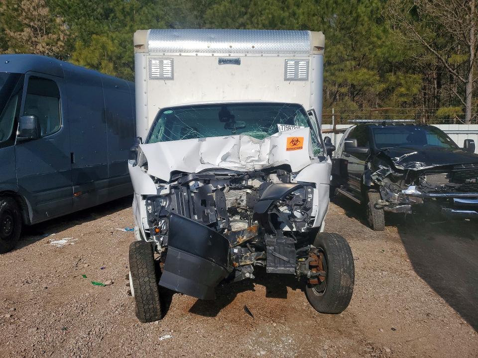2024 Ford E450 BOX Truck