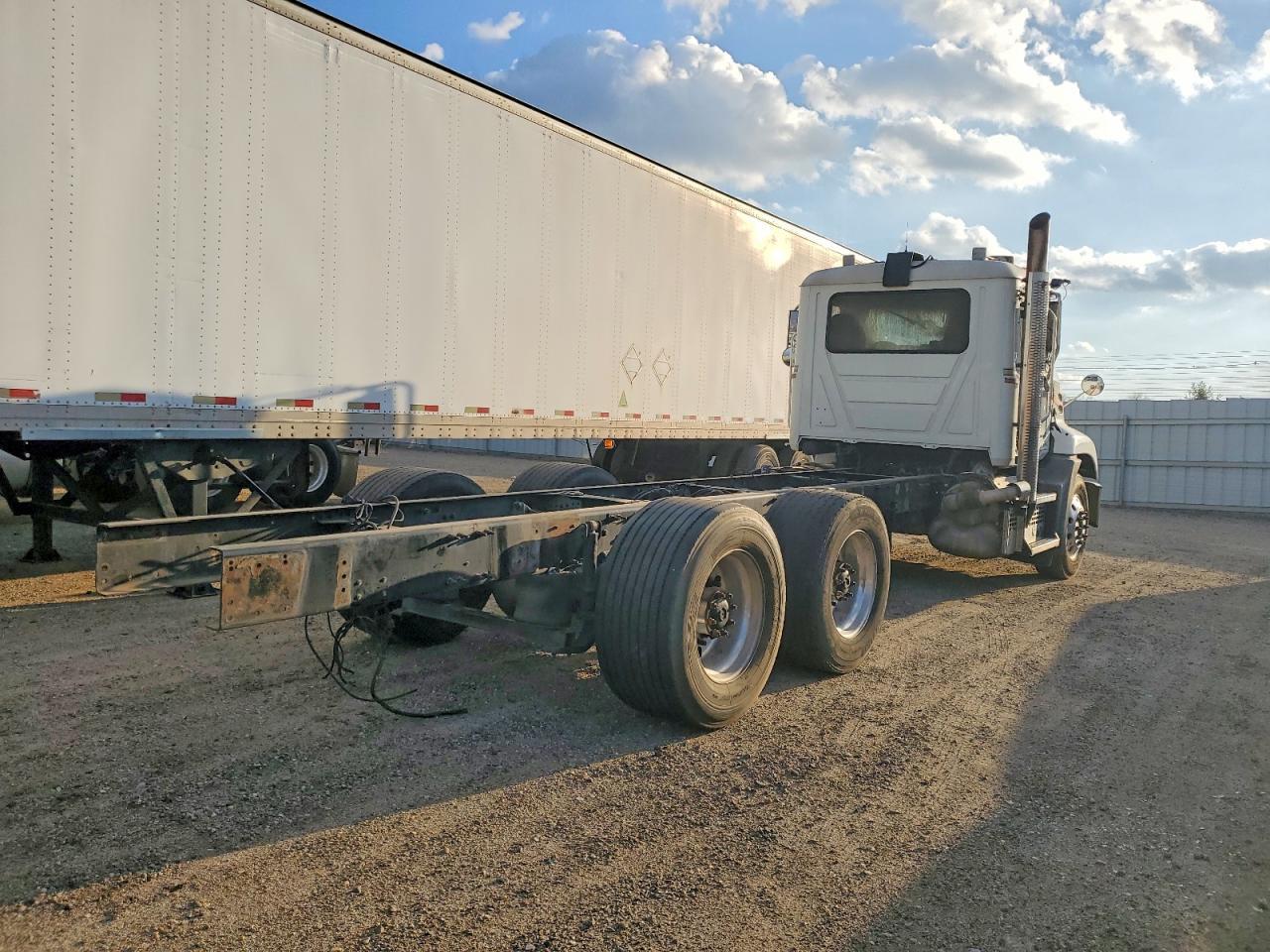 2018 Mack CXU613 Truck Cab AND Chassis