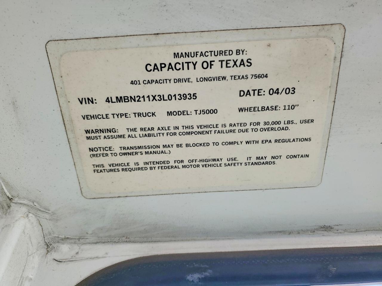 2003 Capacity Of Texas TJ5000-Yard Truck