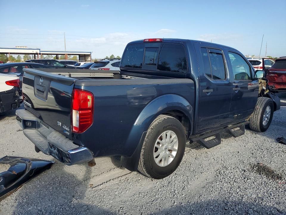 2017 Nissan Frontier SV