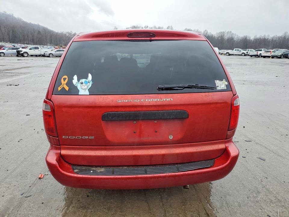 2005 Dodge Grand Caravan se