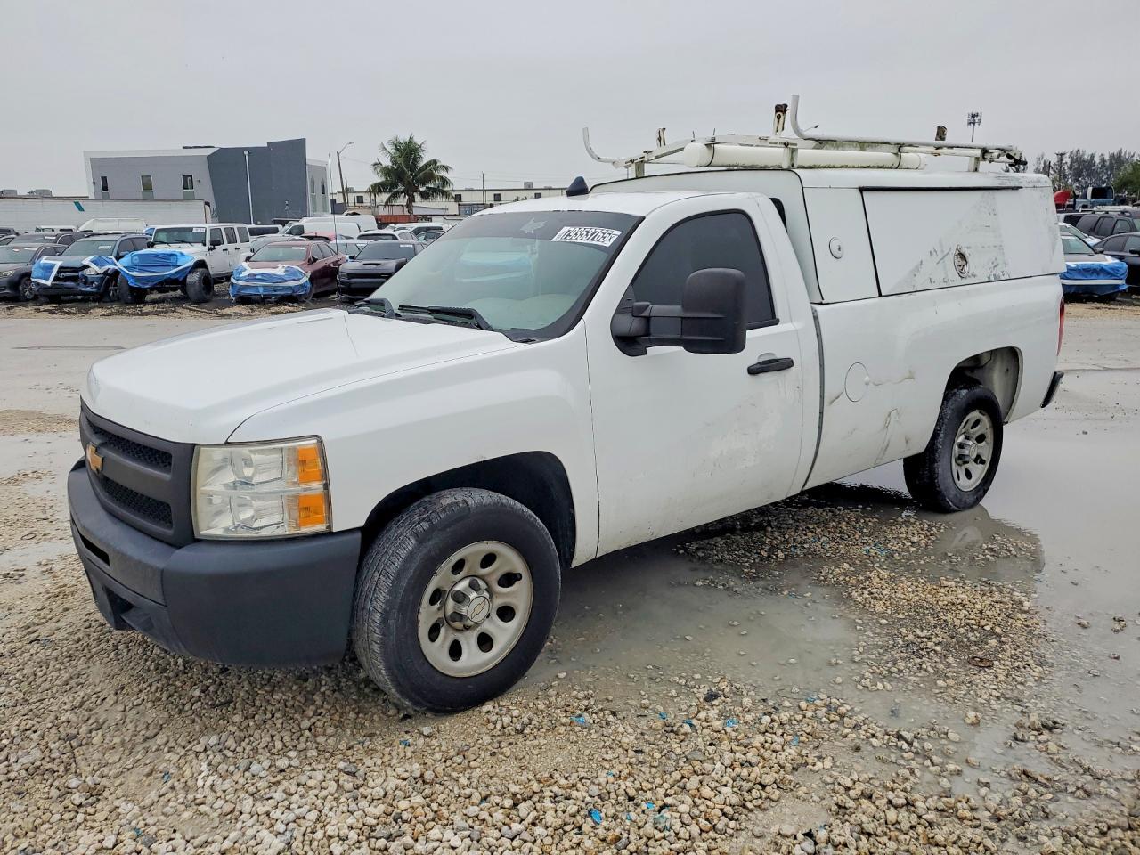 2013 Chev 1500 4X2 / Pickup