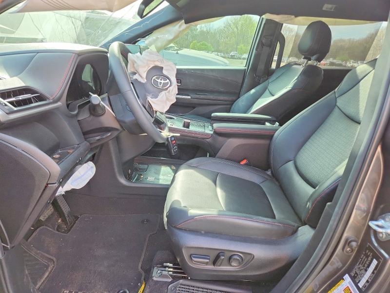 2025 Toyota Sienna xse 7-passenger