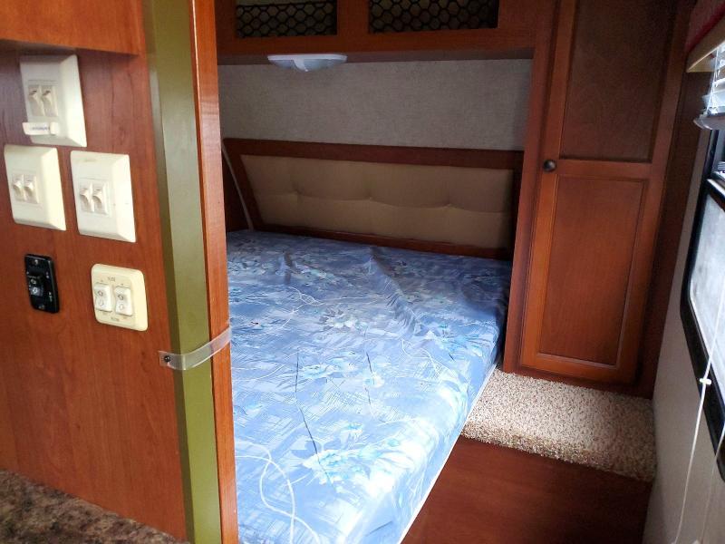 2013 Kodiak 2013 KZ MXT Camper