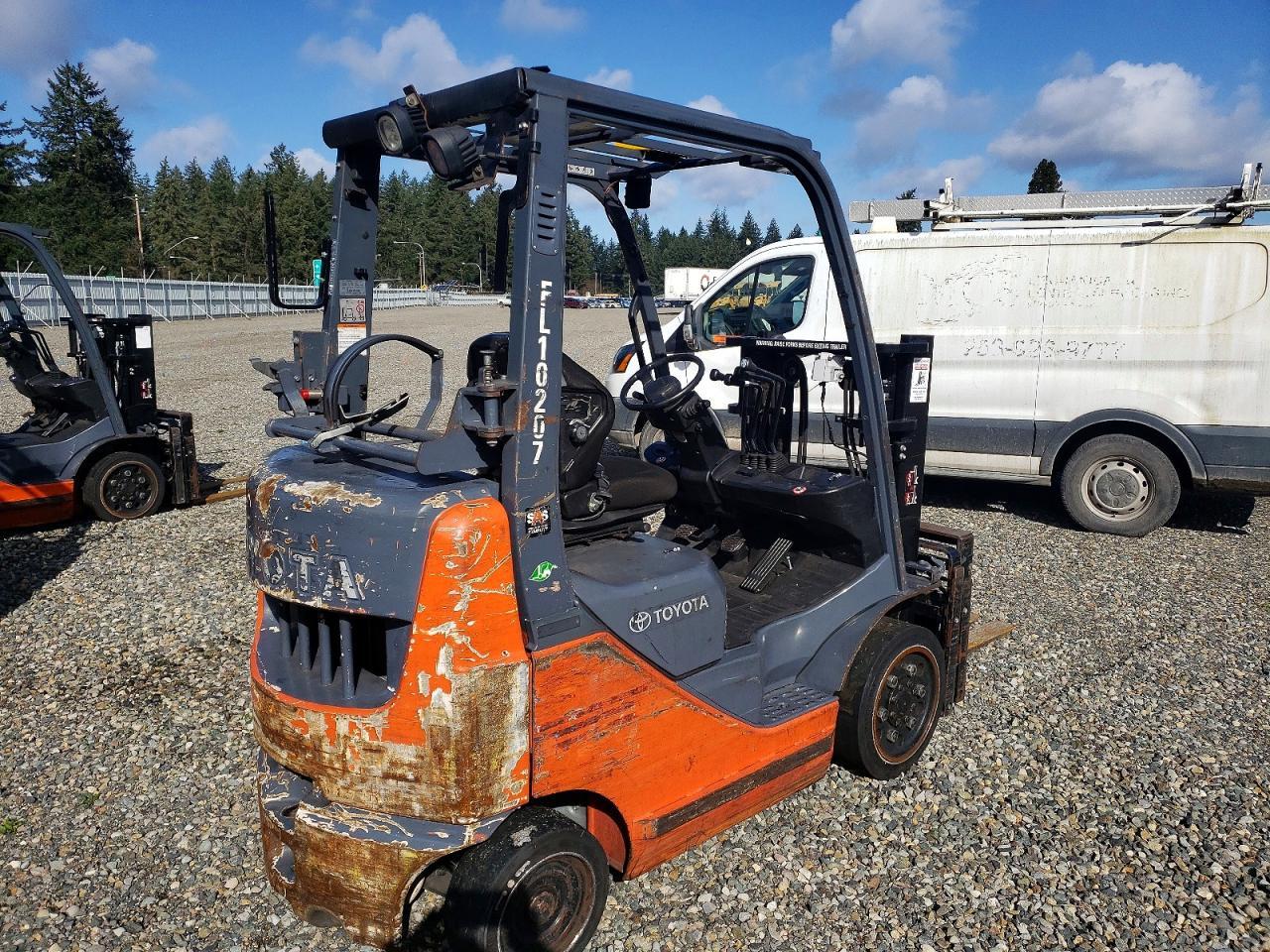 2015 Toyota Unknown  Cushion Tire OR Pneumatic Forklift Forkli