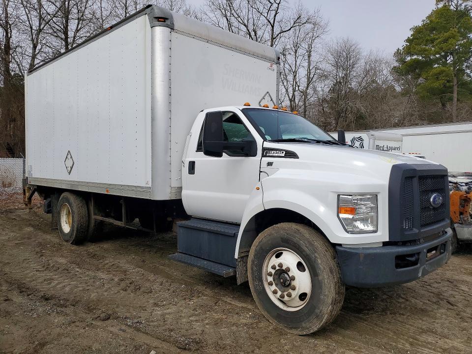 2017 Ford F650 Super Duty box Truck
