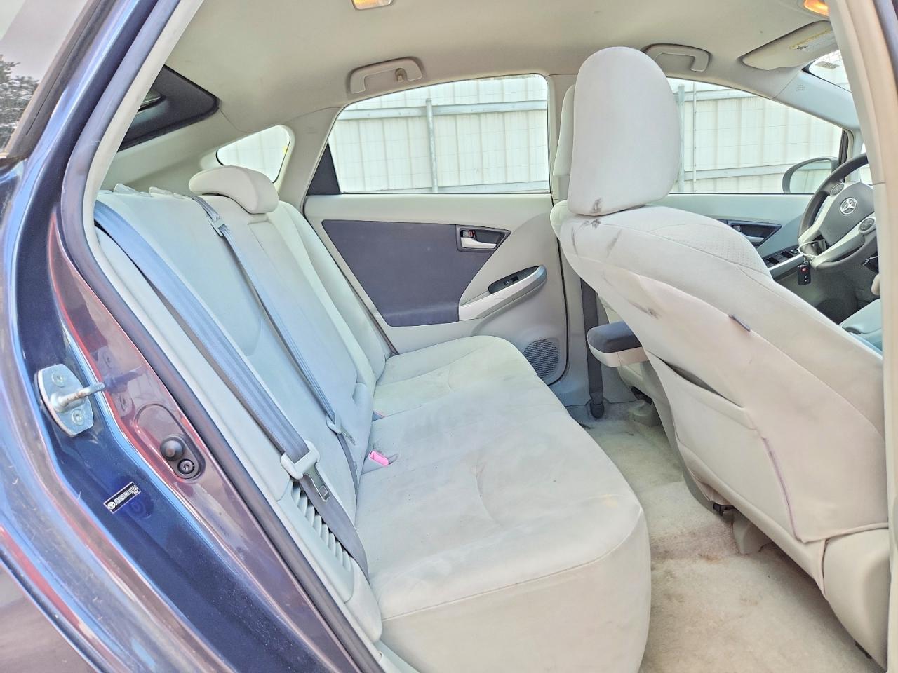 2010 Toyota Prius ii