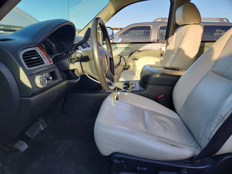 2013 Chevrolet Avalanche LS