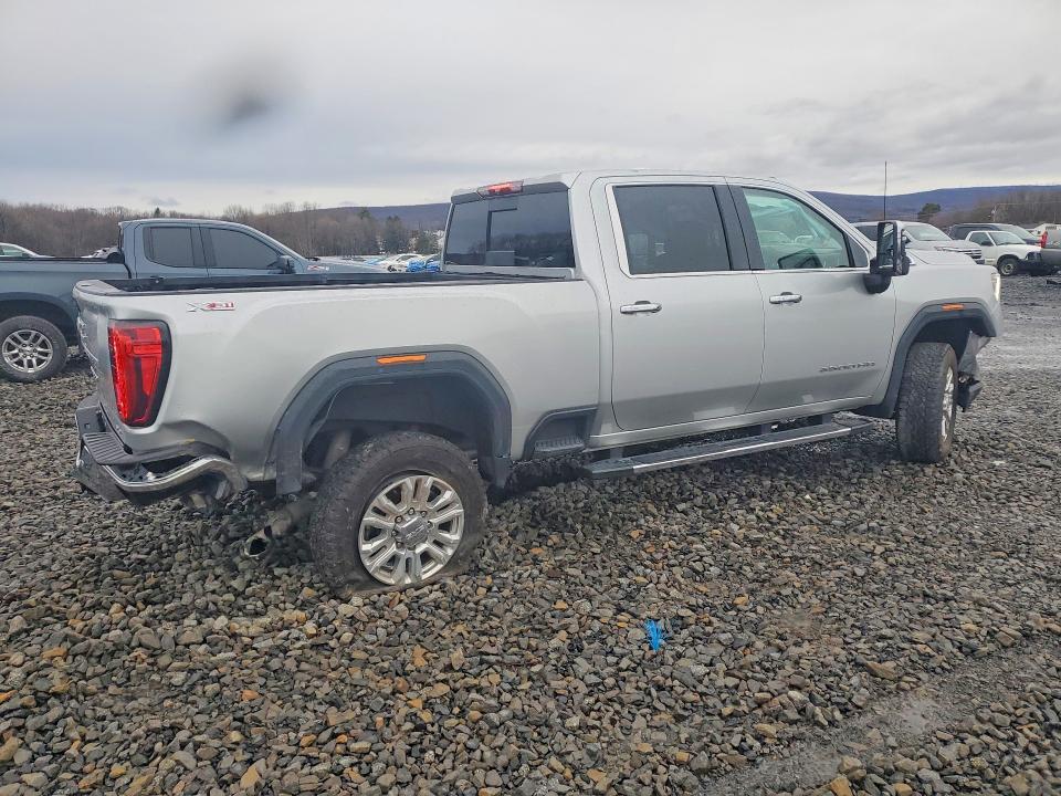 2022 GMC Sierra K2500 SLT