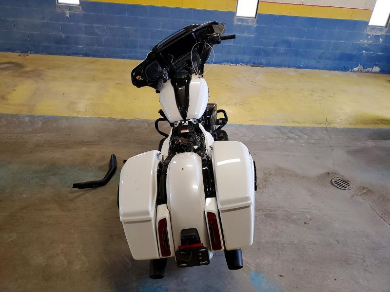 2025 Harley-Davidson Flhx