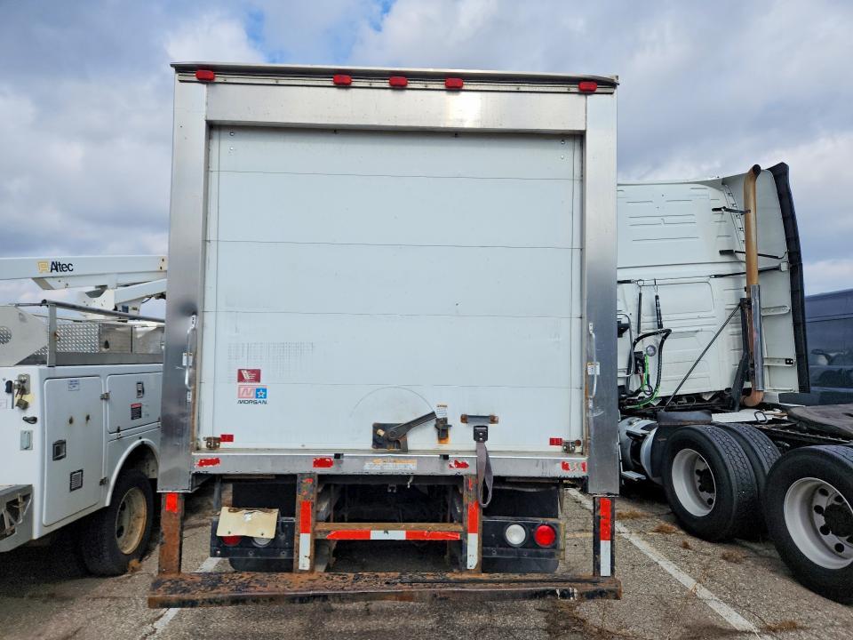 2005 GMC C5500 Refrigerated BOX Truck