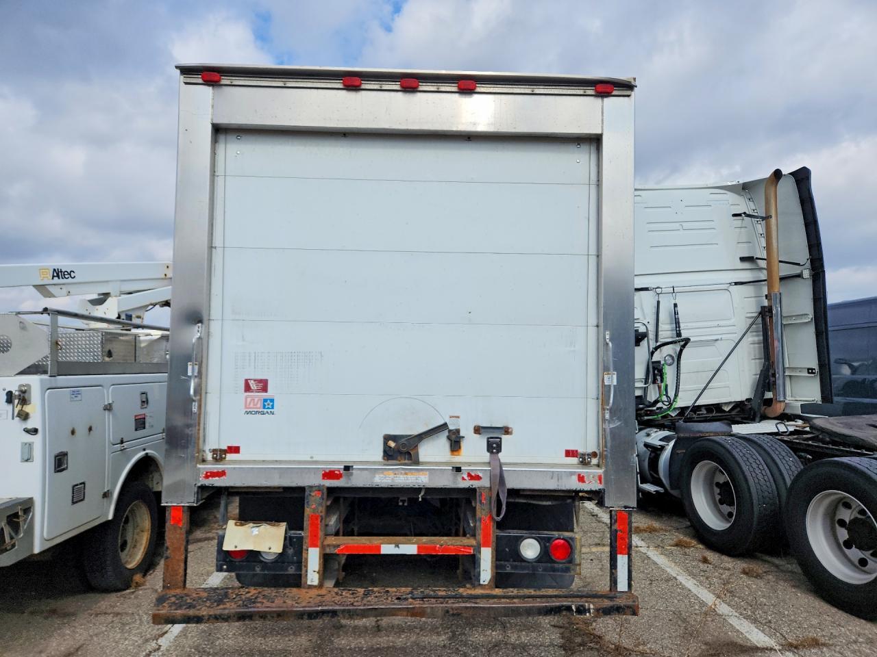 2005 GMC C5500 Refrigerated BOX Truck