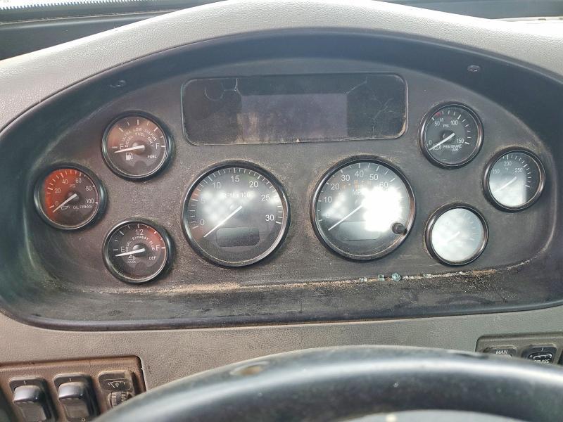 2016 Peterbilt 337 Flatbed Truck