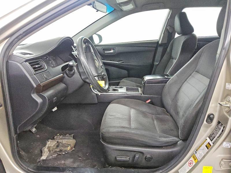 2015 Toyota Camry le