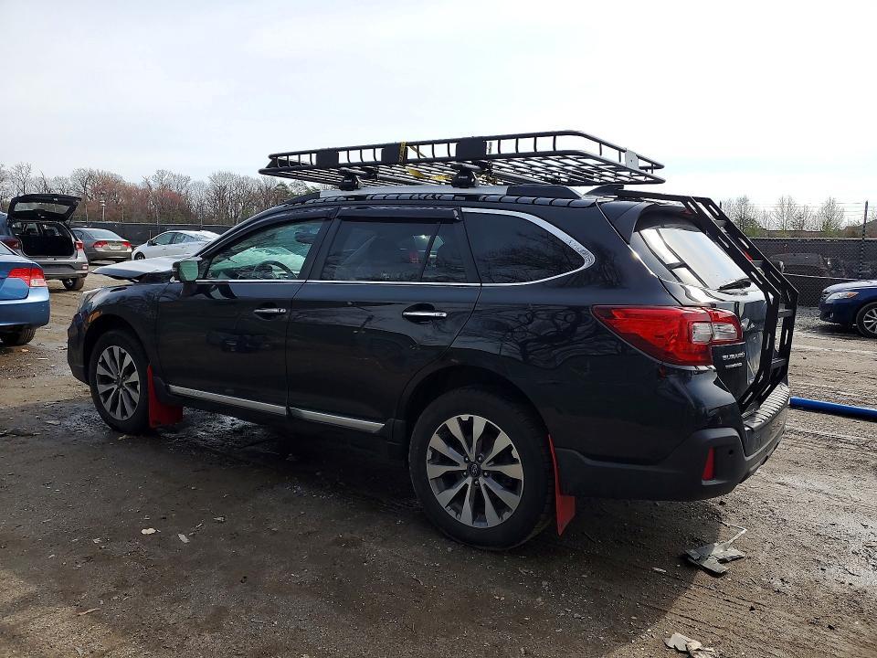 2018 Subaru Outback Touring