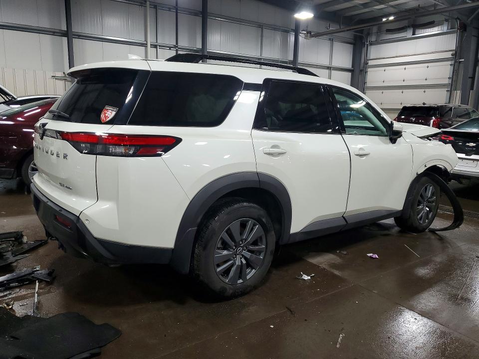 2024 Nissan Pathfinder sv