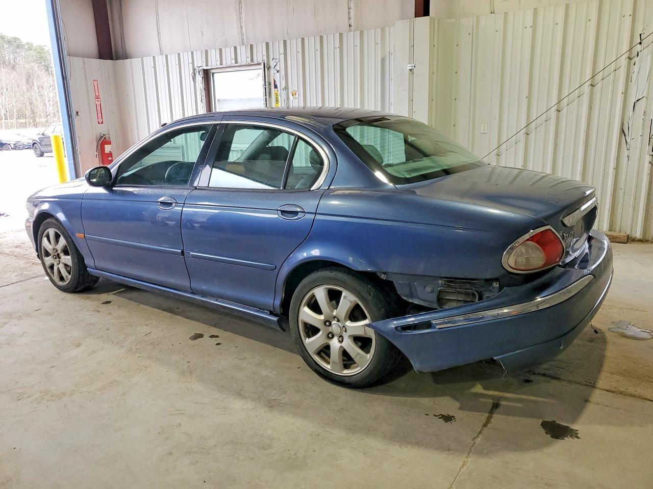 2004 Jaguar XTY