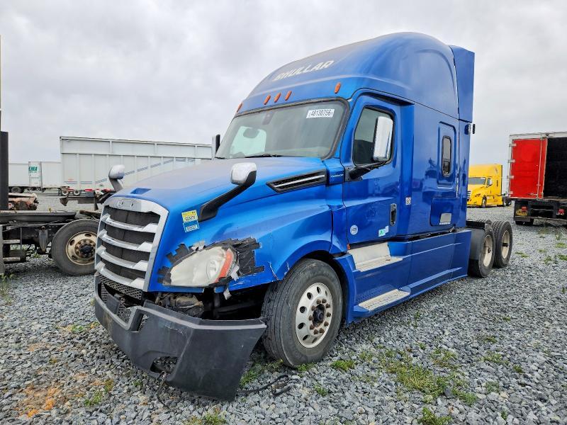 2019 Freigliner 2019 Freightliner Cascadia 126 Semi Truck