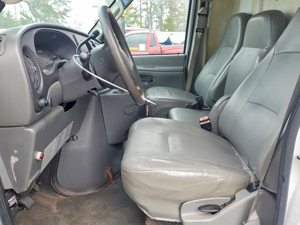 2007 Ford E450 BOX Truck