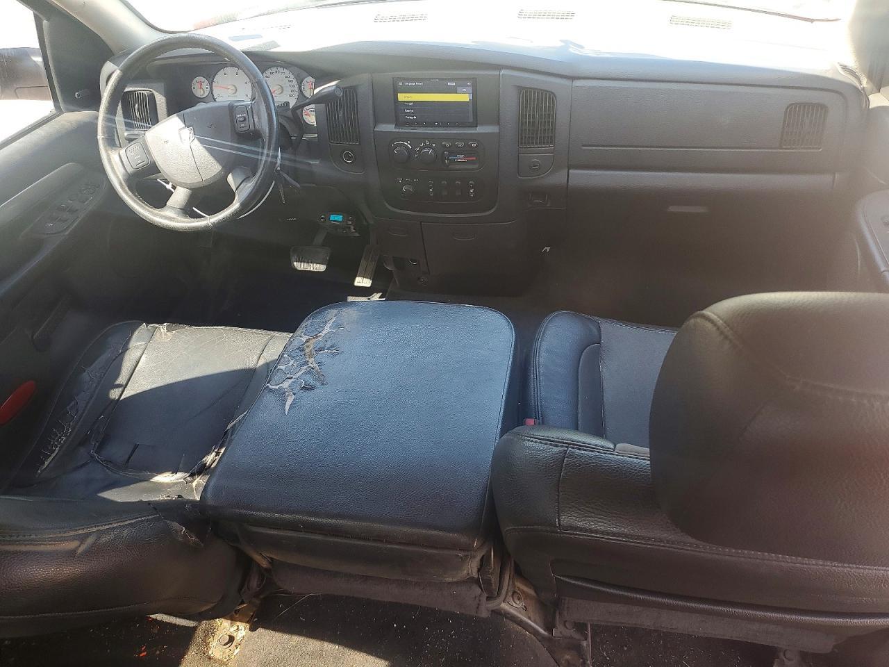 2005 Dodge RAM 3500 ST